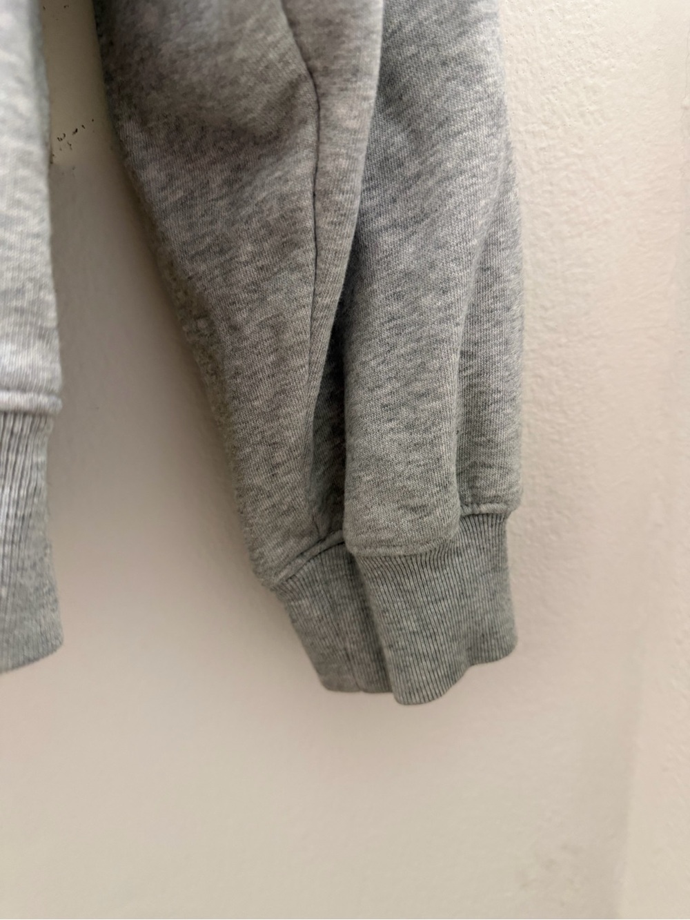 Gap VintageSoft Gray Sweatshirt M - Picture 5 of 5